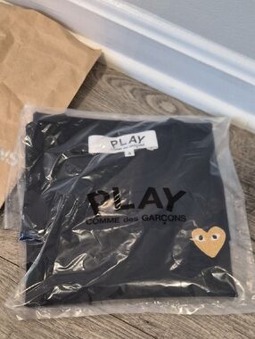 Comme des Garçons PLAY Black T-Shirt with White Label